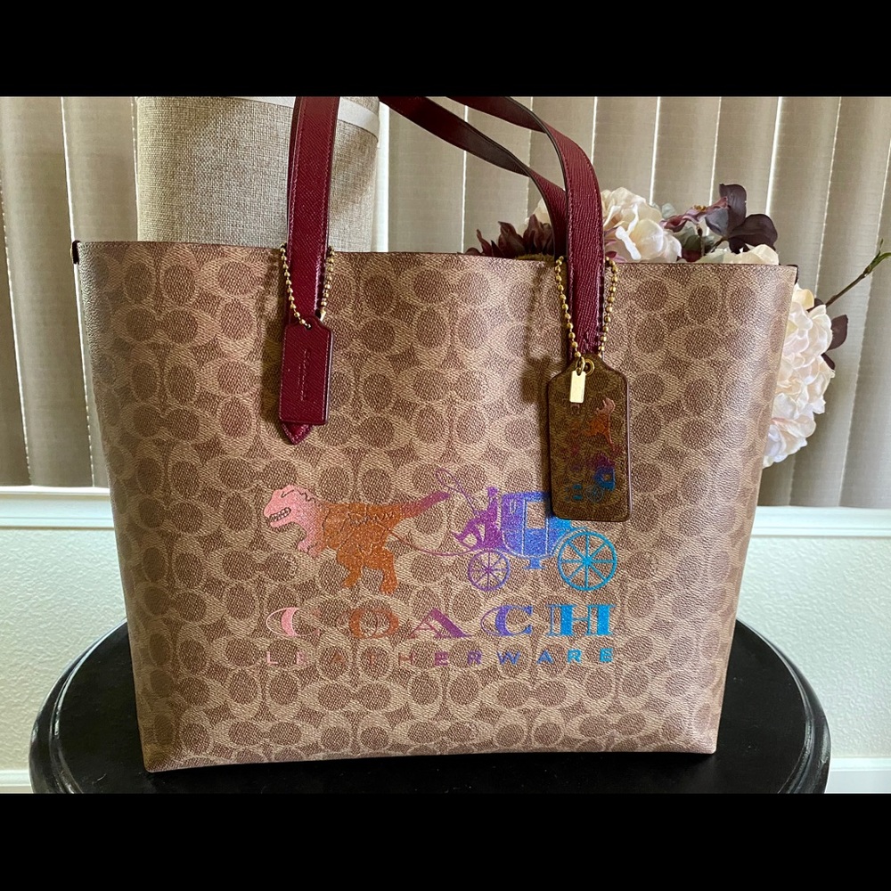 Signature Rexy Coach Tote with extra Hang Tag EUC
